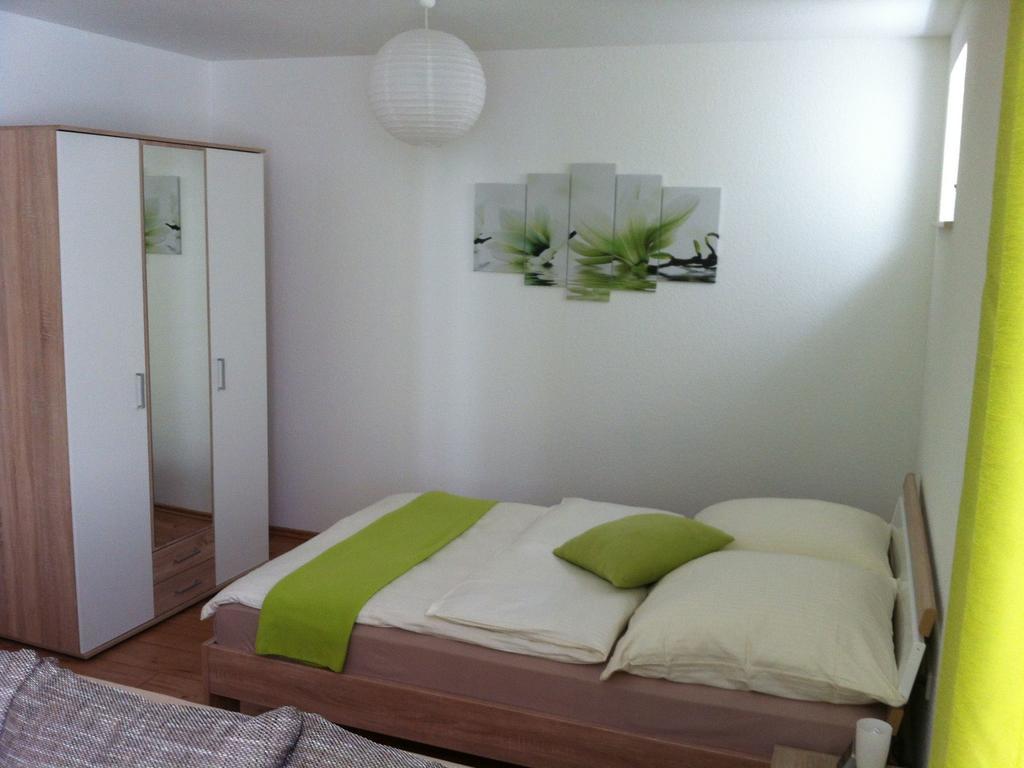 Ferienwohnung Heike Dettingen an der Erms Номер фото