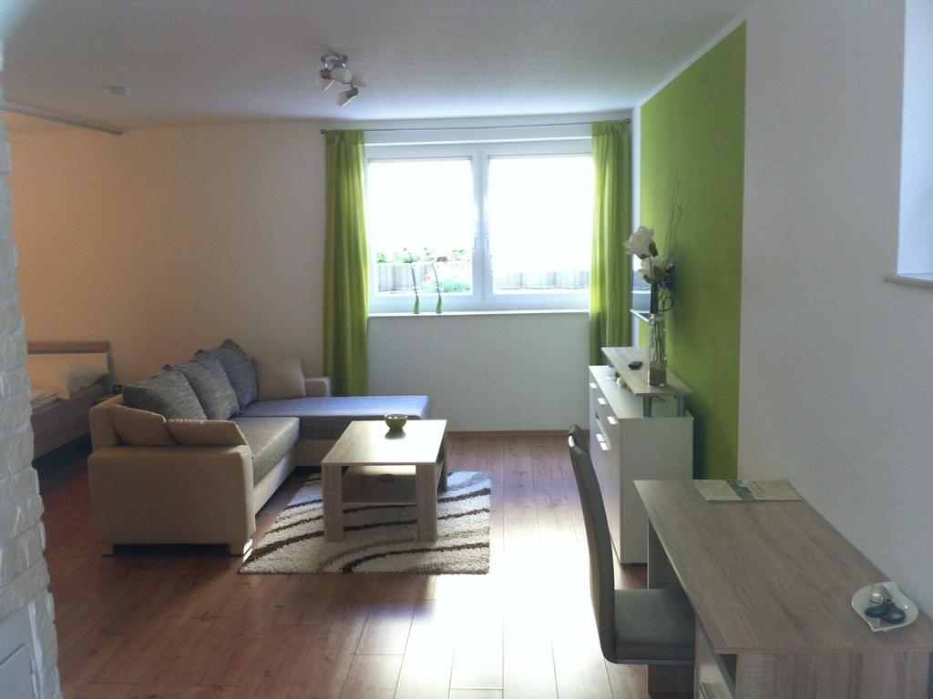 Ferienwohnung Heike Dettingen an der Erms Номер фото