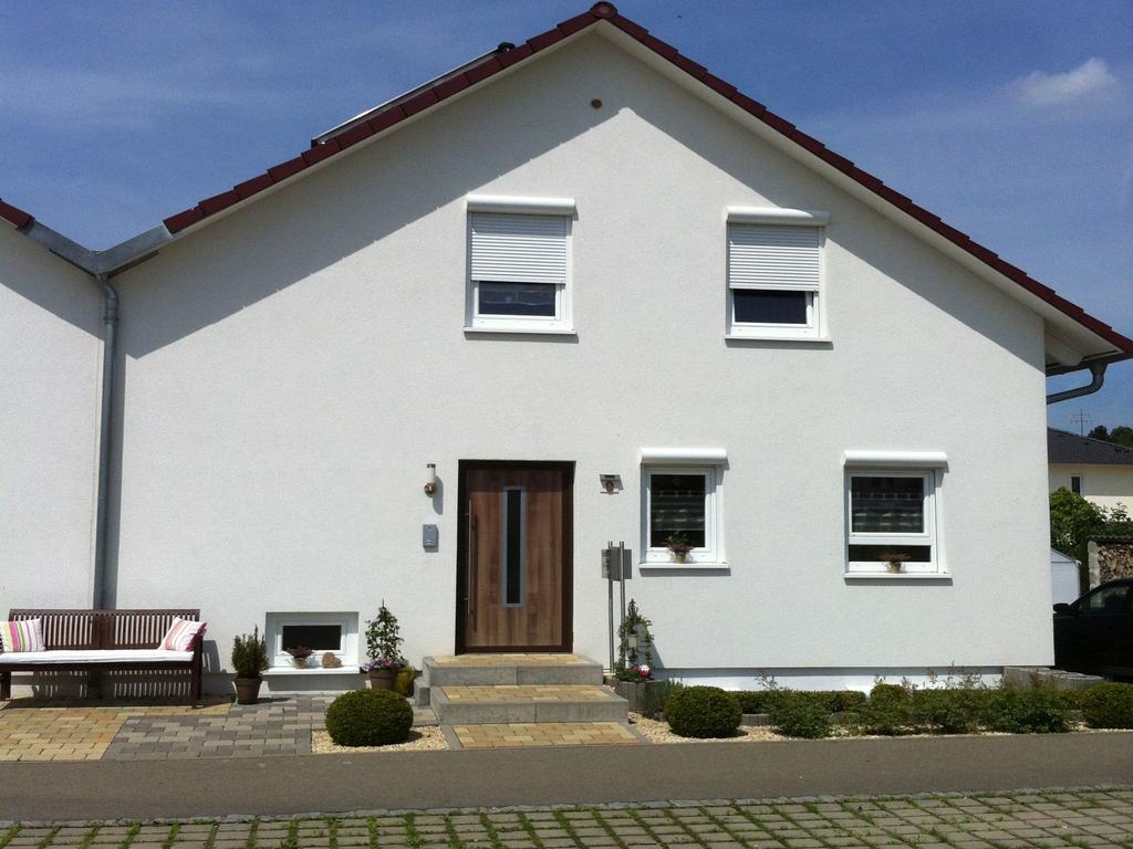 Ferienwohnung Heike Dettingen an der Erms Екстер'єр фото